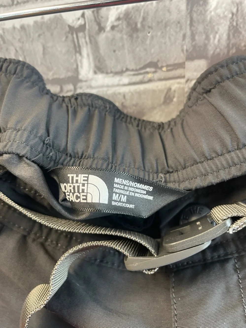 The North Face‎ Men's Dark Gray Cargo Shorts with Web Belt